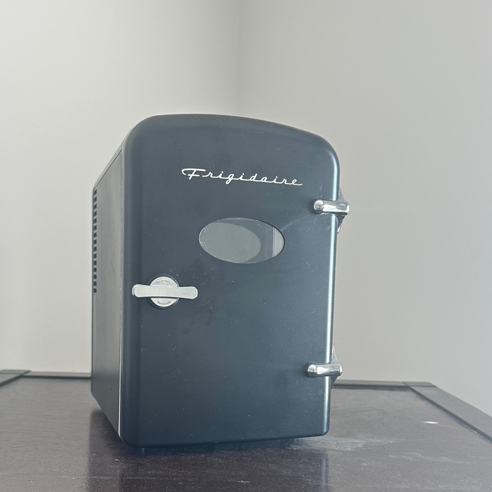 Frigidaire Black Mini Fridge